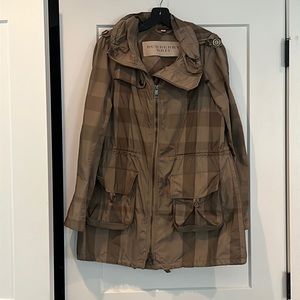 Burberry Olive Green Checked Rain Parka. Size 10